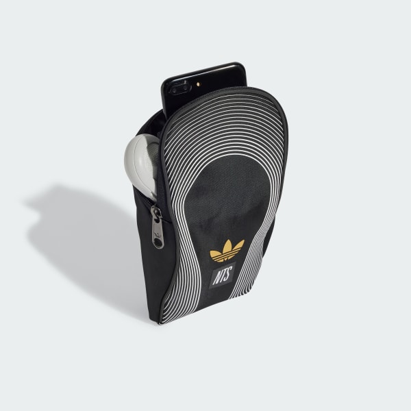 Sac adidas x NTS Radio Petit format Noir adidas adidas France