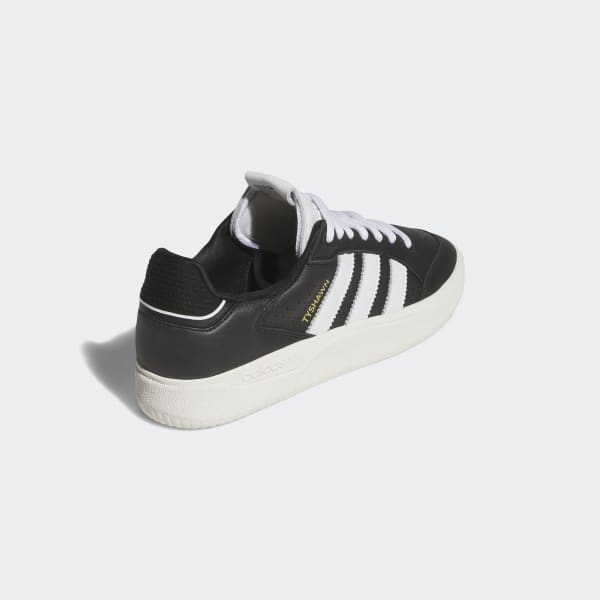 靴 Adidas Tyshawn Low Tyshawn_Low_Black_JQ1137_02_st