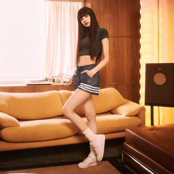 Putih Sepatu Forum Low