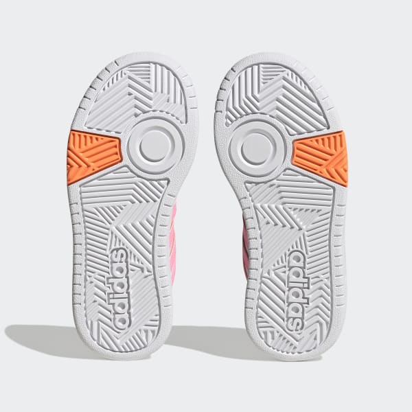 Weiss Hoops Schuh