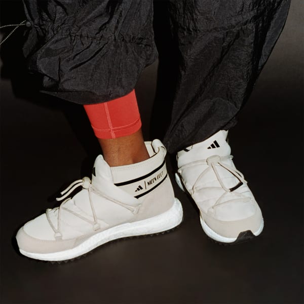 Adidas moon shoes deals