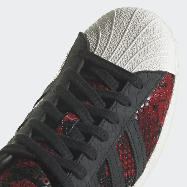 Superstar granates y blancas 2025