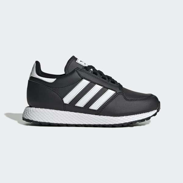 adidas originals forest grove trainers in black