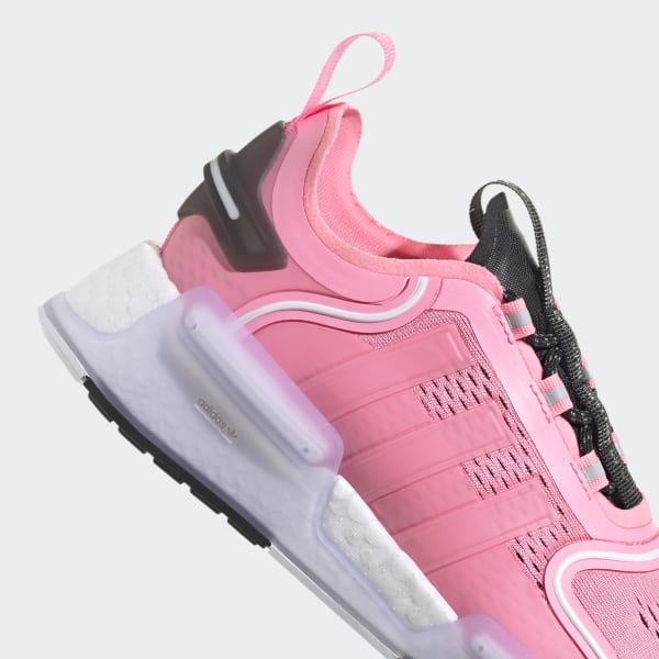 スニーカー adidas NMD V3 White Pink adidas Originals Launches New NMD_V3 Sneaker | Hypebae