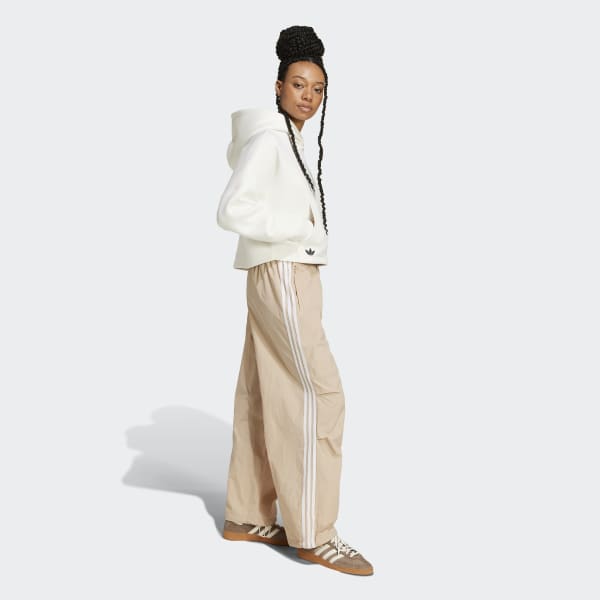 【ADIDAS】3S Woven Parachute Track Pants - Beige / IY7252 adidas 3-Stripes Woven Parachute Pants - Beige | adidas Vietnam