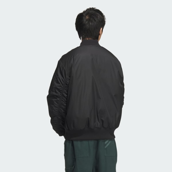 アディダス チラックス ロゴ パデッドジャケット（ジェンダー