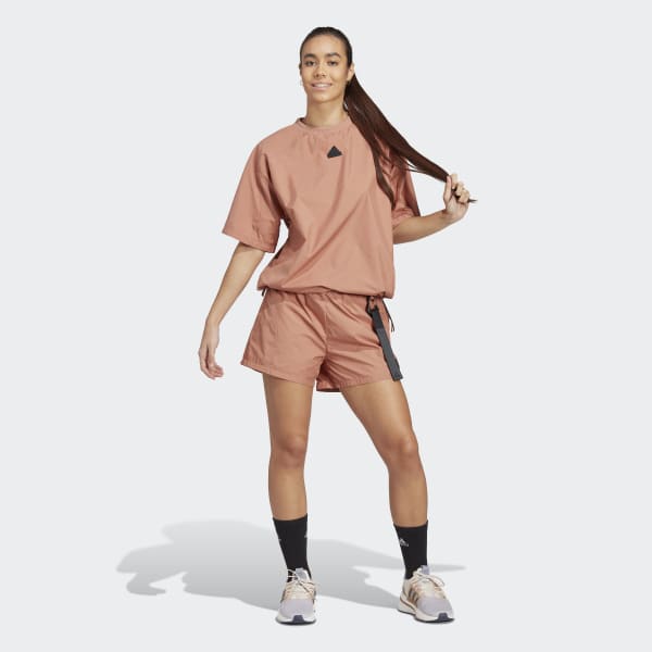 Brown City Escape Loose-Fit Tee