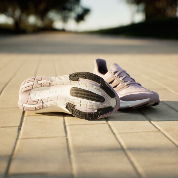Roxo Tênis Ultraboost Light