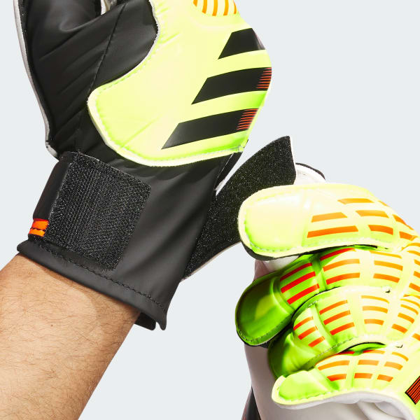 Yellow Predator Training Goalkeeper Gloves