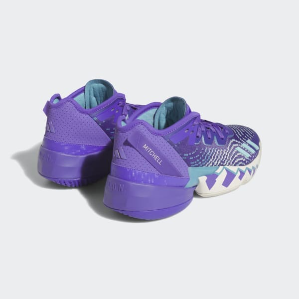 Donovan mitchell on sale purple shoes