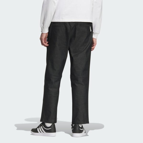 Đen QUẦN DENIM DÀI CO GIÃN ESSENTIALS PLUS DÁNG TIÊU CHUẨN, GẤU MỞ