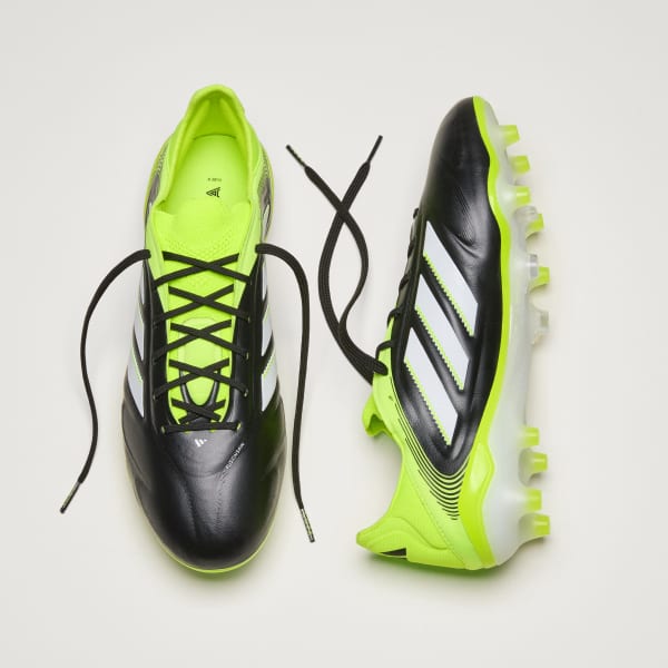 Svart Copa Pure 3 Elite fotbollsskor för fasta underlag