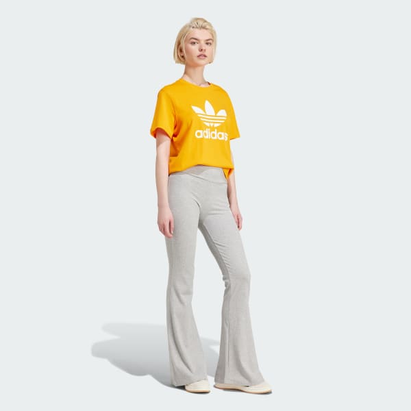 สีเหลือง เสื้อยืดทรงบ็อกซี Adicolor Trefoil