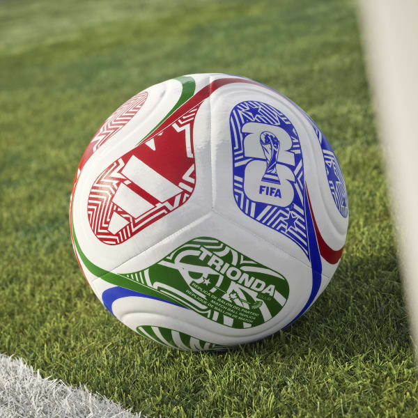 adidas FIFA World Cup 26™ Trionda Club Ball - White | Free