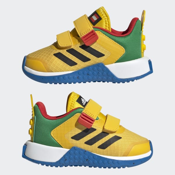 Żolty adidas Sport DNA x LEGO® Lifestyle Two-Strap Hook-and-Loop Shoes