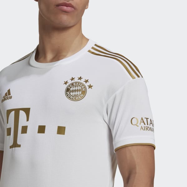 Hvit FC Bayern 22/23 Authentic Bortetrøye EBB23