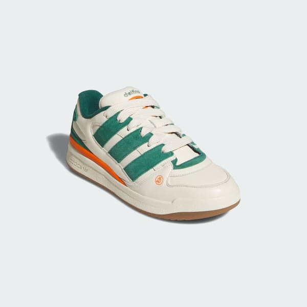 Blanco TONY DELFINO FORUM2000