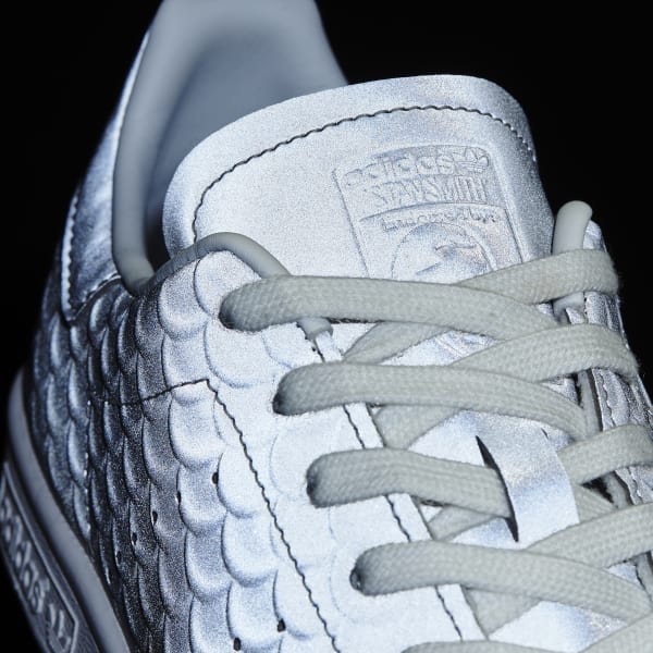 tenis adidas escamas
