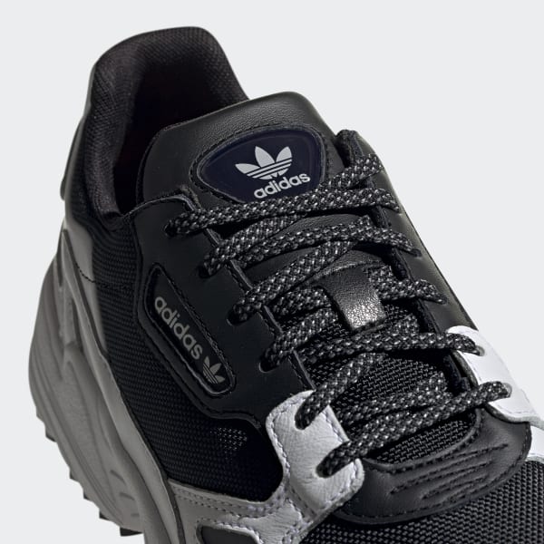 Tenis sales falcon trail