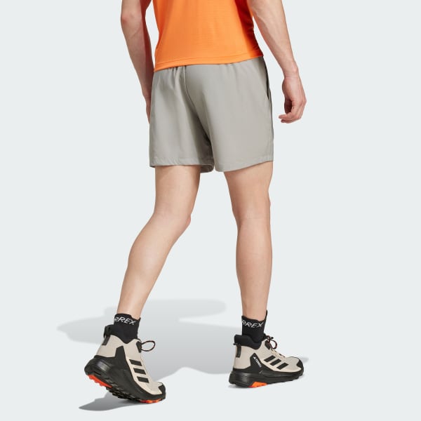 สีเทา กางเกงขาสั้น Terrex Multi