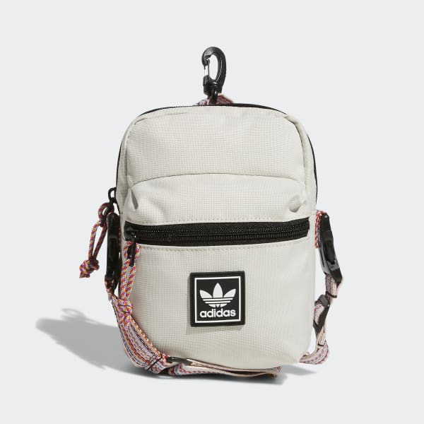 Shop adidas Originals Utility 3 Backpack, Leg – Luggage Factory