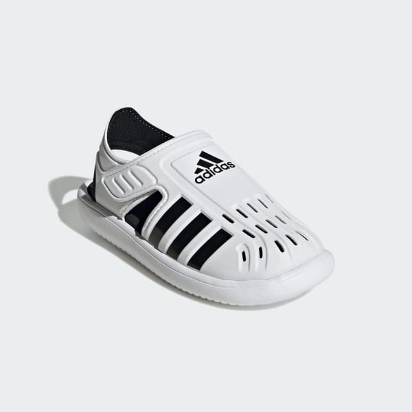 trang Dép Sandal Bít Mũi Đi Nước Mùa Hè