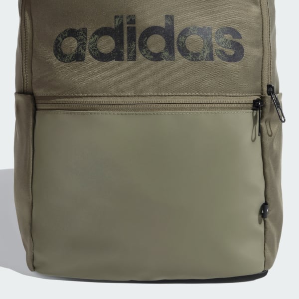 Classic Backpack Day