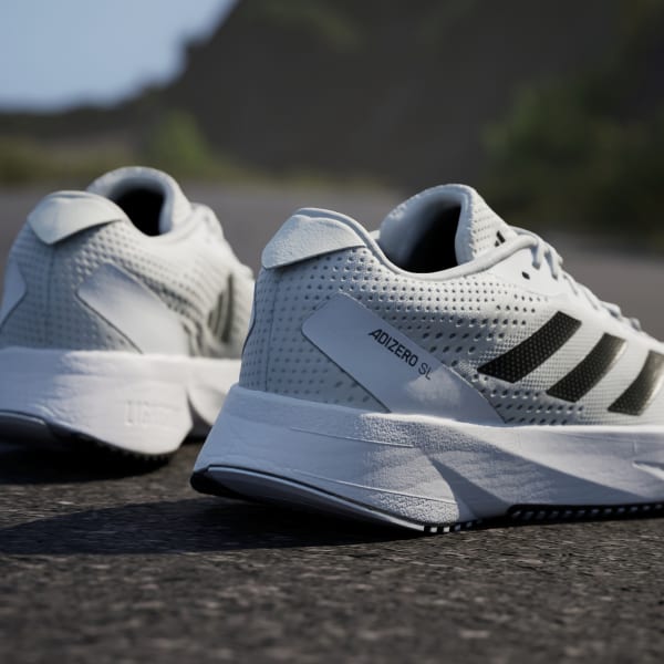 สีขาว ADIZERO SL W