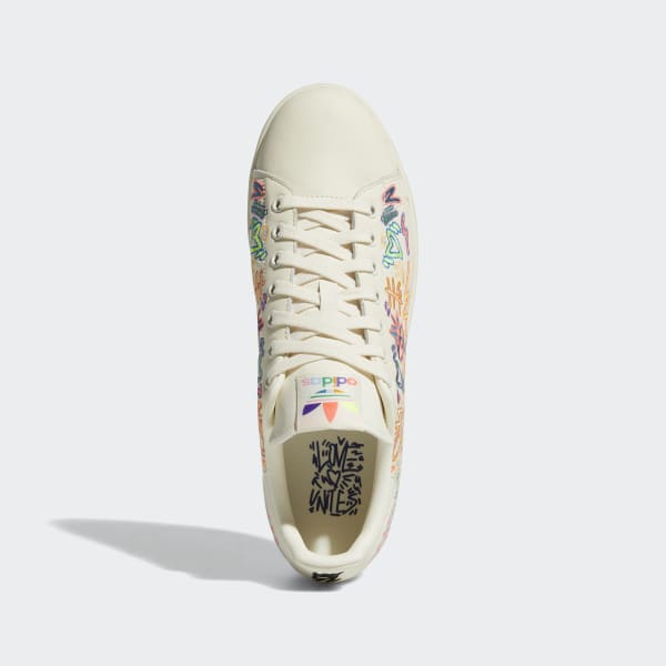 White Stan Smith Pride Shoes LKY92