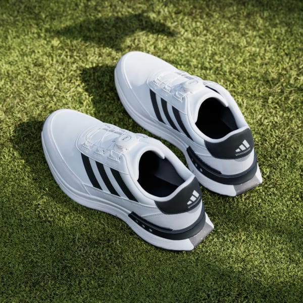 Adidas wide deals golf shoes