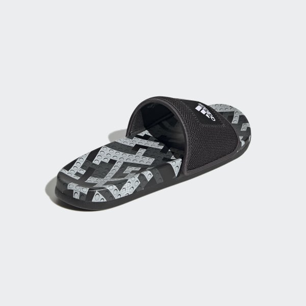 สีดำ รองเท้าแตะ adidas Adilette Comfort x LEGO® LVD64