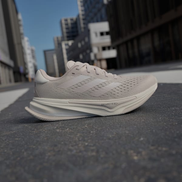 Rosado Zapatillas de Running Supernova Prima