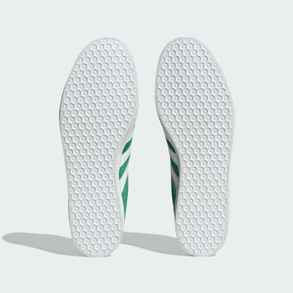 Adidas gazelle on sale true green