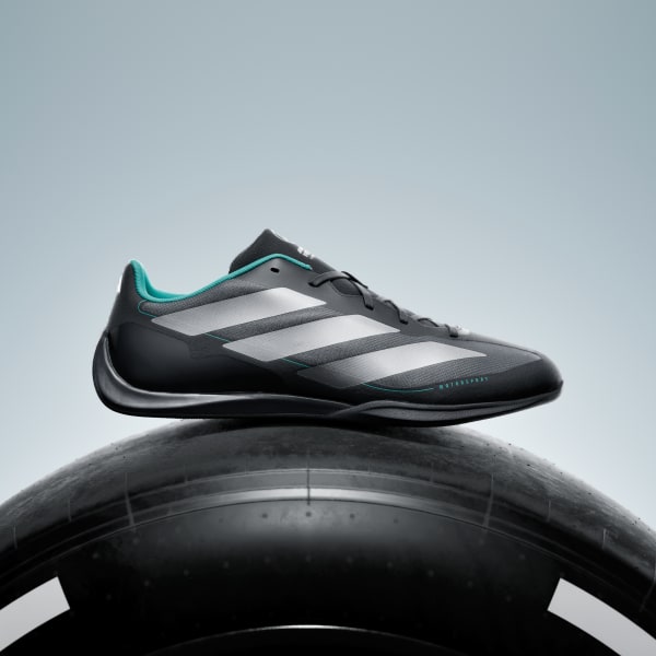 สีดำ รองเท้า ADIDAS FEROZA BASE MERCEDES AMG PETRONAS F1 TEAM