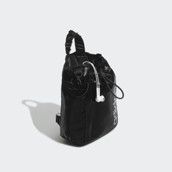 Svart Mini Bucket Backpack DC675
