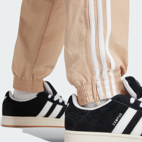 最終値下げ adidas アディカラー ウーブン ファイヤーバードトラックパンツ adidas（アディダス）の「アディカラー ウーブン ファイヤー