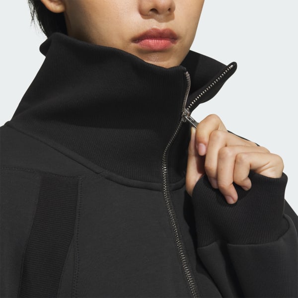 adidas ハーフジップ　クロップド丈スウェット adidas（アディダス）の「クォータージップ クロップド