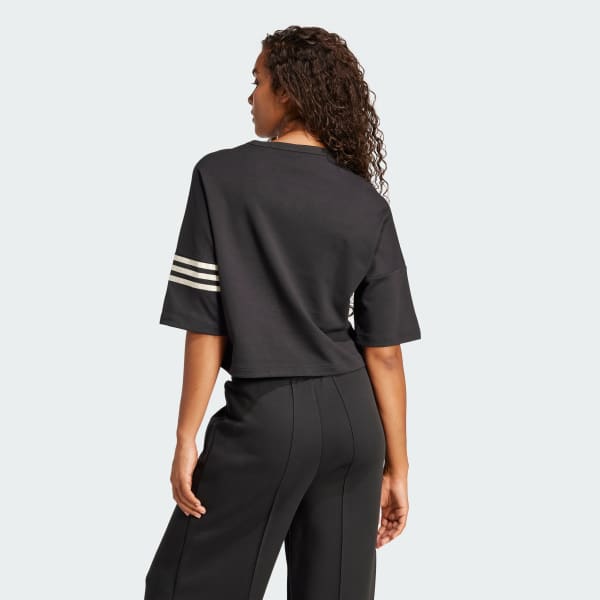 Preto T-shirt Neuclassics