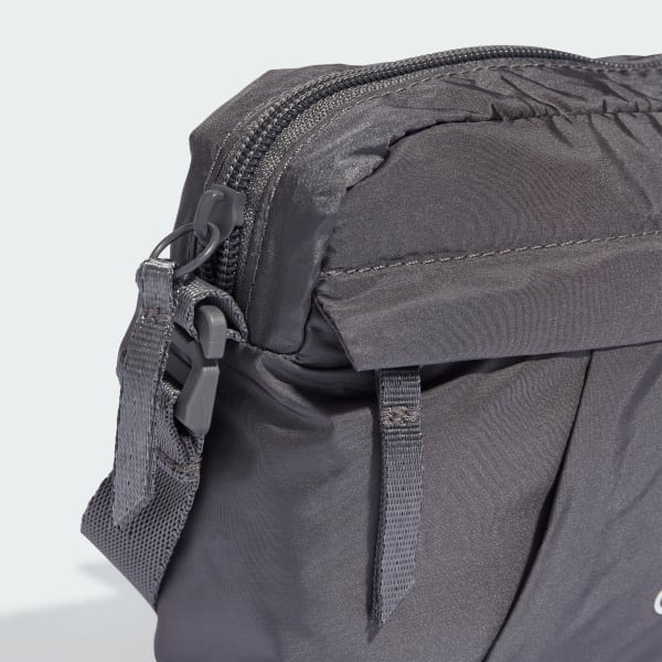 Grey pouch bag 2025