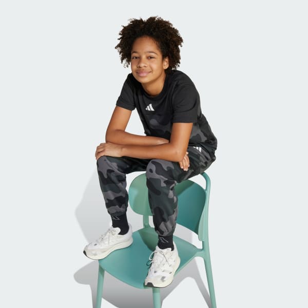 Sort Seasonal Essentials-bomulds-Tshirt med camo-print til børn