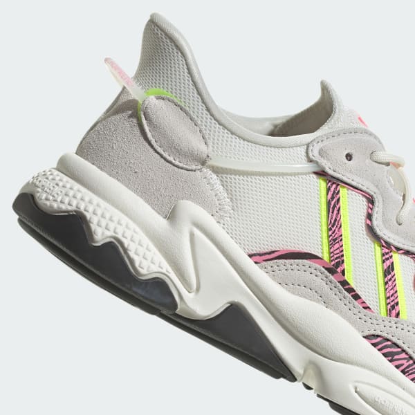 Adidas ozweego 42 top
