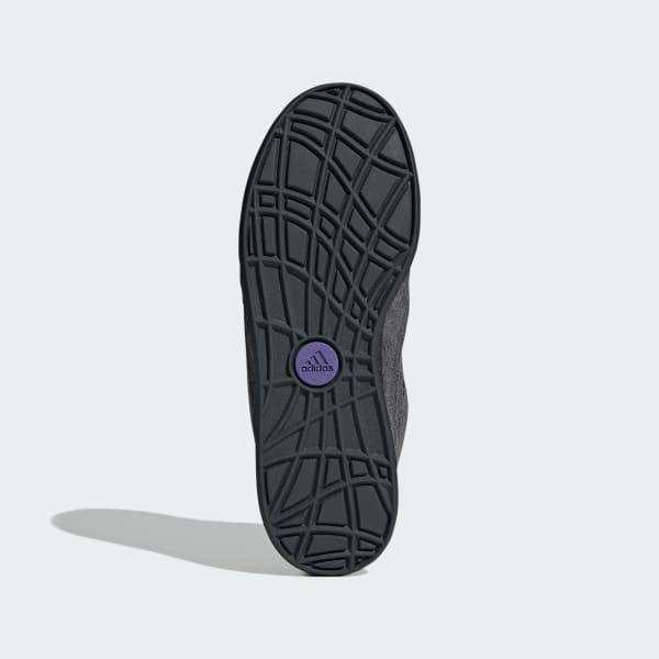 Negro Tenis Adimatic Mid Youth of Paris