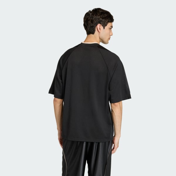 Schwarz STADIUM GRAPHIC MESH T-SHIRT