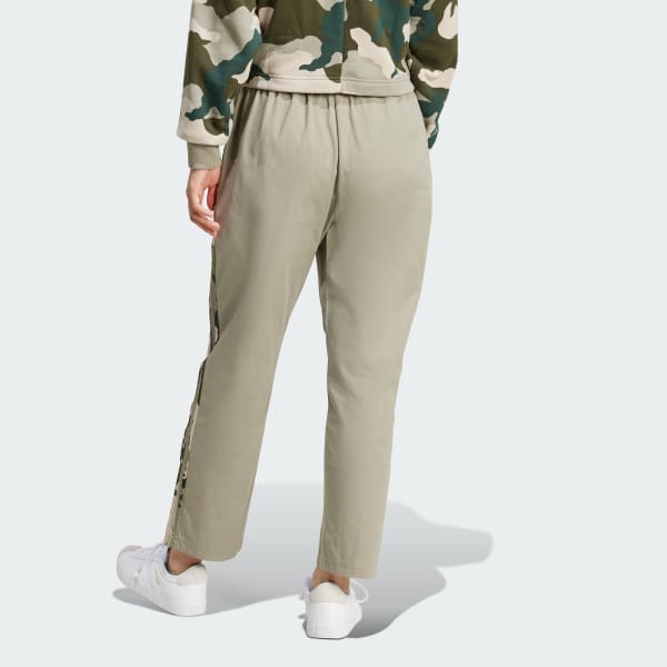 Groen Essentials Camo-Print 3-Stripes Twill Broek