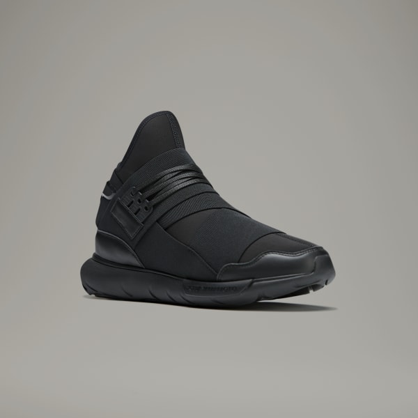 y3 qasa triple black sneakers