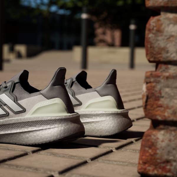 Ultraboost 5 Shoes