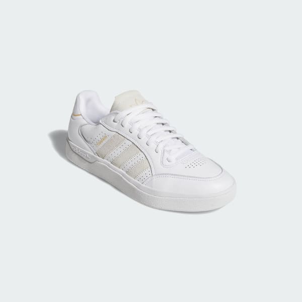 White Tyshawn Low Shoes