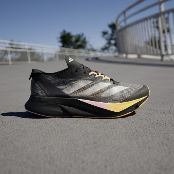 สีดำ รองเท้า Adizero Boston 12