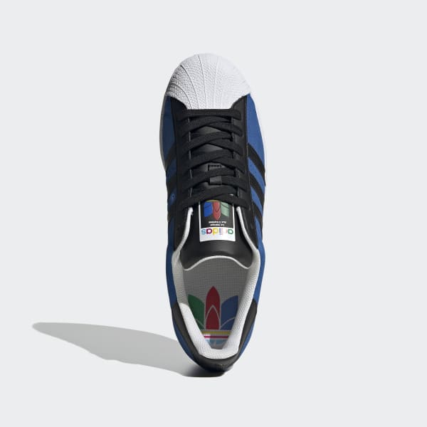 chaussure super star bleu