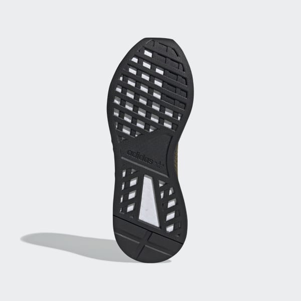 deerupt runner bd7894